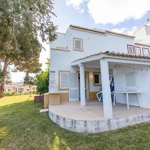 b75-casa-delfim-in-rocha-brava-carvoeiro.hotelaalgarve.com/
